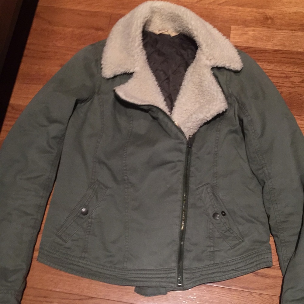 Hollister Sherpa lined jacket